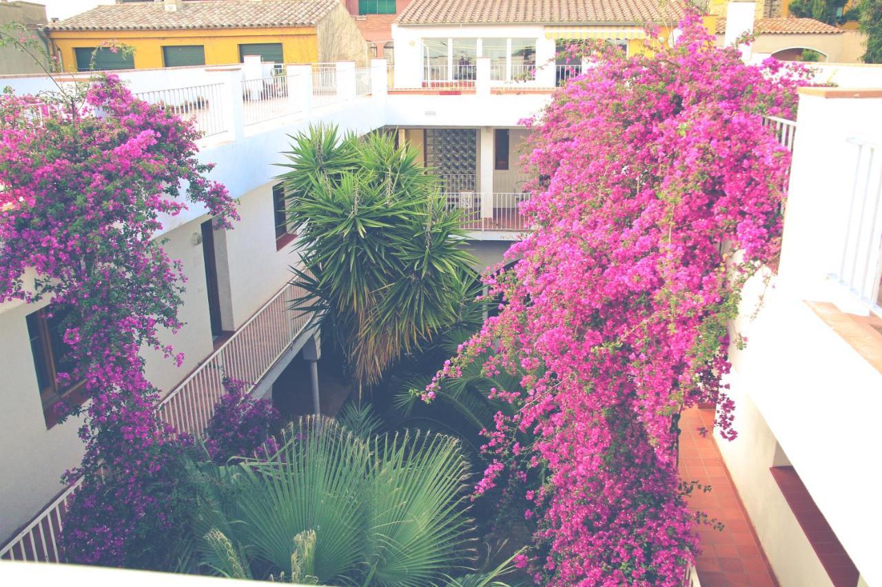 El Penell Apartament Llevant Vilamaniscle Extérieur photo